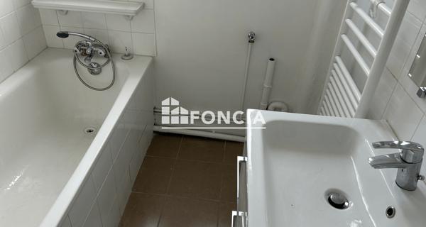 Location Appartement meublé 2 pièces 48.2 m² - Givors 69700