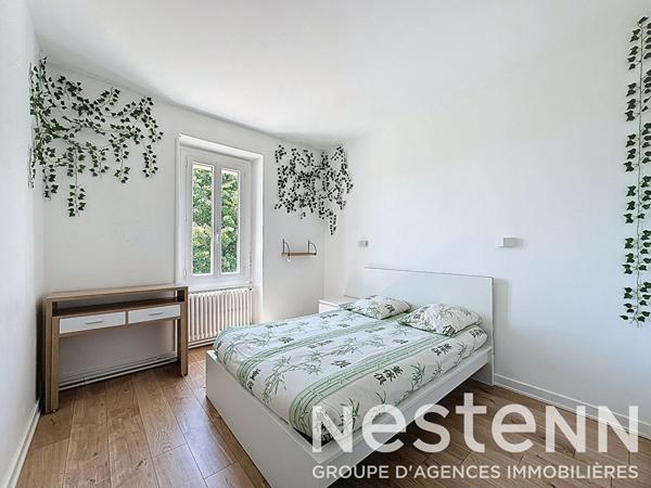 A vendre : Maison spacieuse - 6 chambres - piscine interieure - studio independant - 69840 JULIENAS