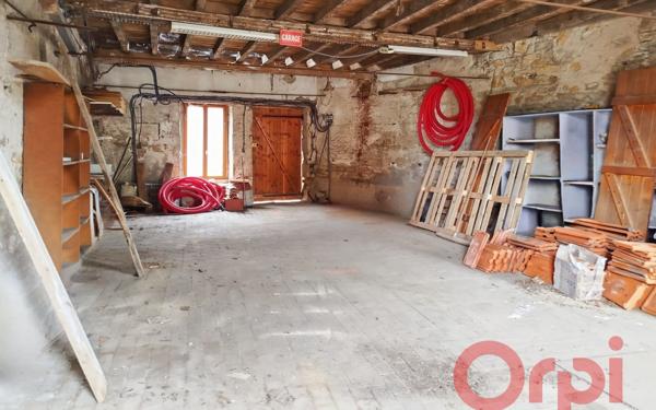 Stationnement à vendre    200 m2 Saint-Pierre-le-Moûtier