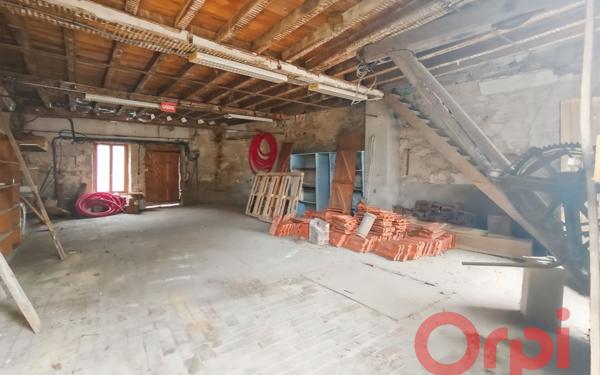 Stationnement à vendre    200 m2 Saint-Pierre-le-Moûtier