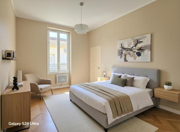 Appartement T2 Traversant, transformable en T3  de 57m² + Terrasse & Cave