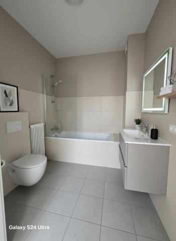 Appartement T2 Traversant, transformable en T3  de 57m² + Terrasse & Cave