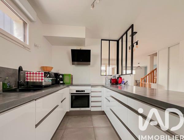 Appartement à vendre 5 pièces 109 m² Bois-Colombes