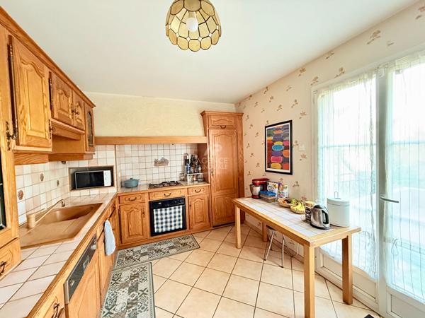 MAISON CONFLANS STE HONORINE - 7 PIÈCES - 130 m² €489 000 ** - Référence 7789