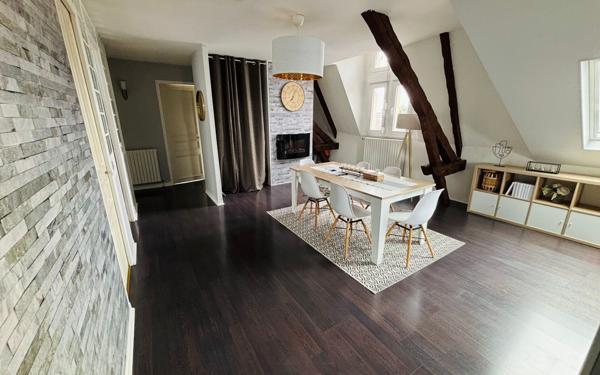 Appartement à vendre    4 pièces • 98 m2 Saint-Quentin