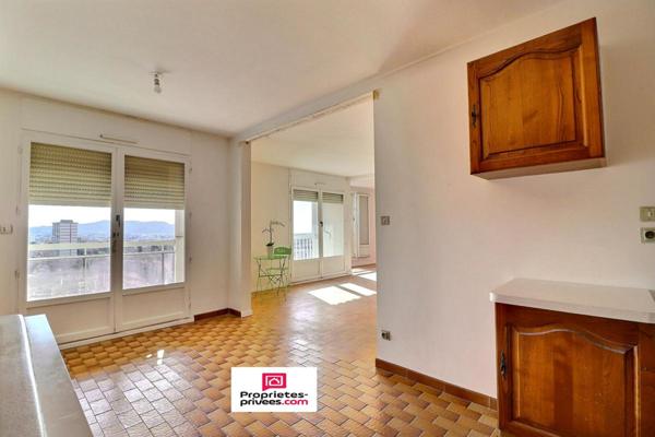 Appartement Marseille 4 pièce(s) 80.92 m2 avec Parking et cave