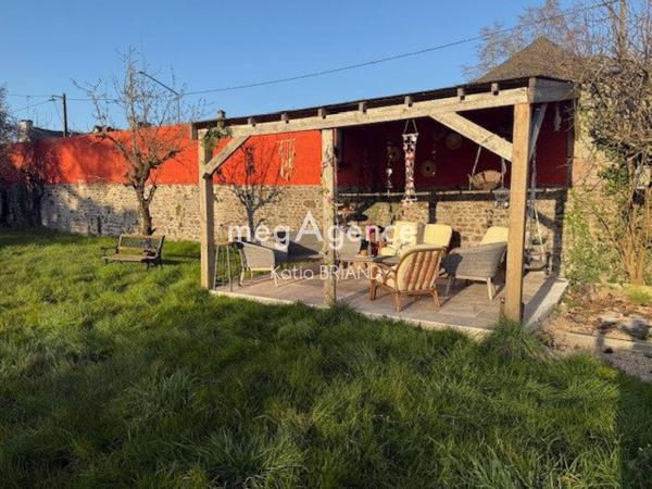 Maison à LAVAL, 53000 - 9 pièces 259m²