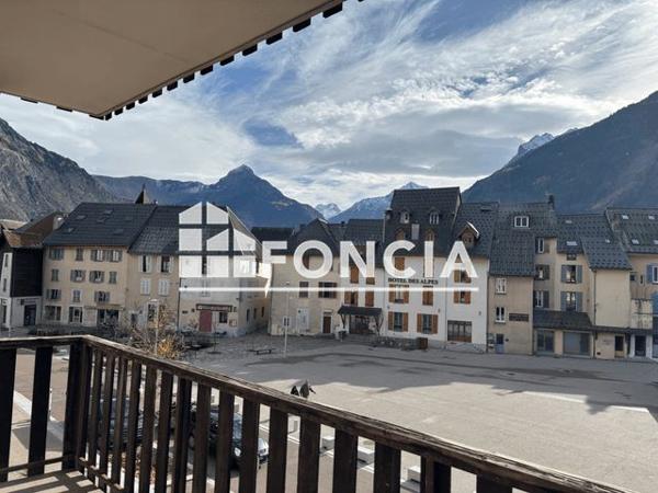 Location Appartement 2 pièces 55 m² - AVENUE DOCTEUR FAURE Le Bourg D Oisans 38520