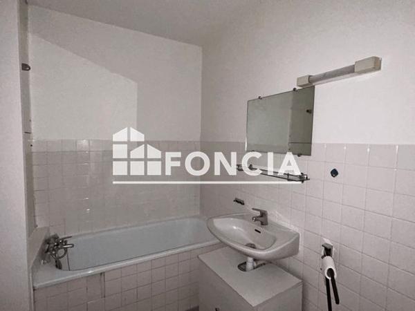 Location Studio 29.5 m² - LES FOUGERES - BAT. A Jacob Bellecombette 73000