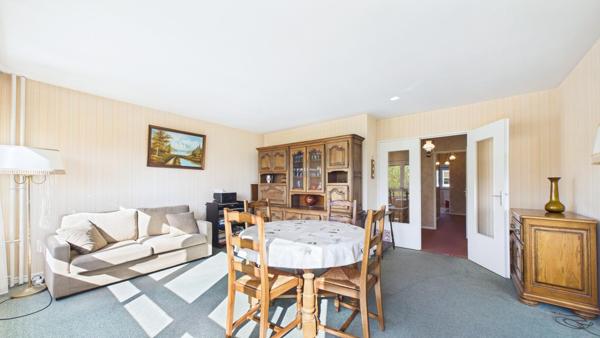 5 pièces lumineux à 400 m du métro ligne 7