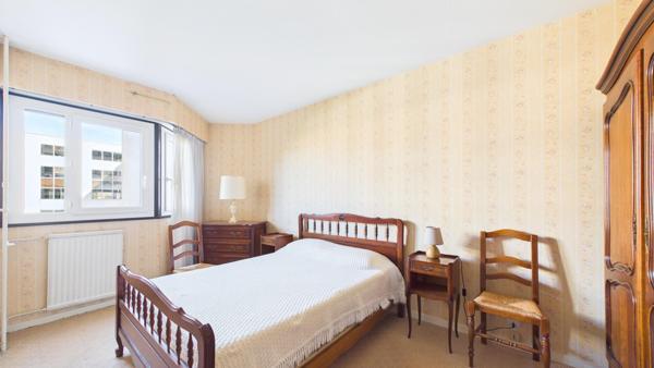 5 pièces lumineux à 400 m du métro ligne 7