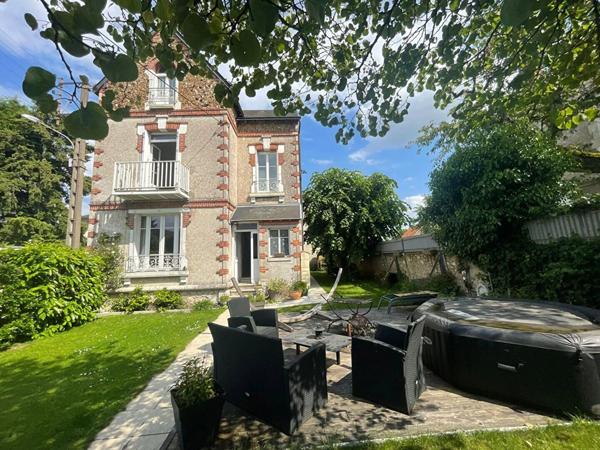 Vente Maison 7 pièces 149 m2 à Beaugency