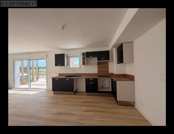 Maison de 92,3 m² en vente à AXE LA ROCHELLE - NIORT