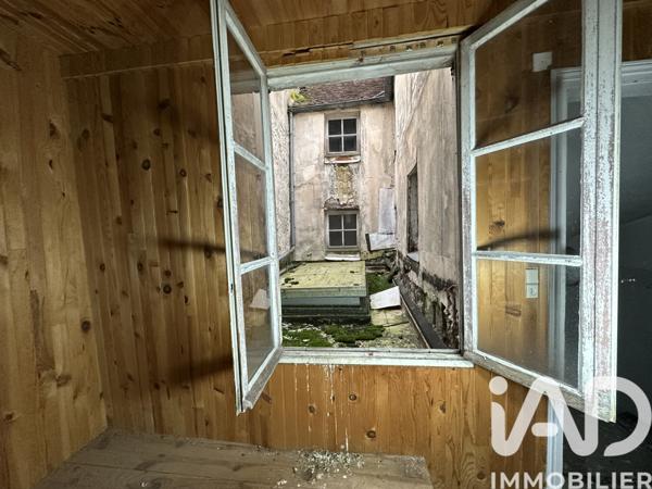 Immeuble à vendre 273 m² Nemours