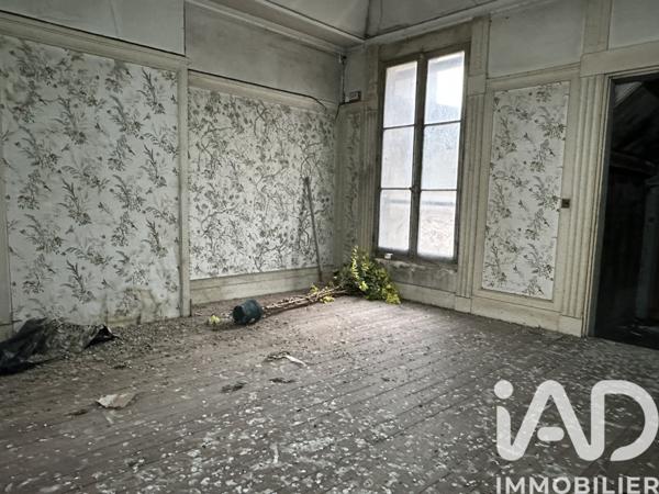 Immeuble à vendre 273 m² Nemours