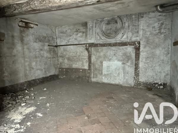 Immeuble à vendre 273 m² Nemours