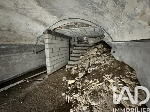 Immeuble à vendre 273 m² Nemours