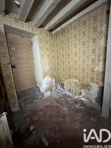 Immeuble à vendre 273 m² Nemours