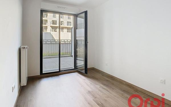 Appartement à louer    3 pièces • 65,80 m2 Clamart