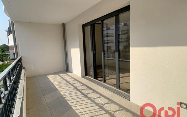 Appartement à louer    3 pièces • 65,80 m2 Clamart