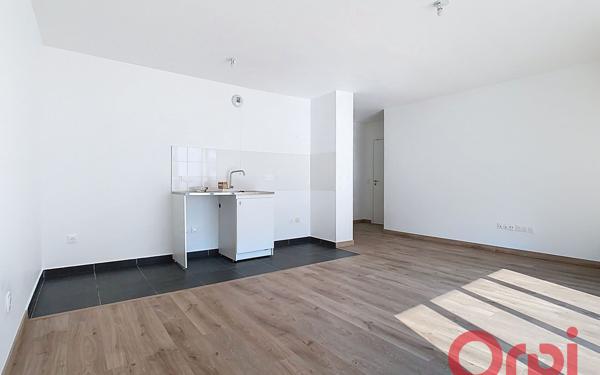 Appartement à louer    3 pièces • 65,80 m2 Clamart