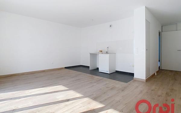Appartement à louer    3 pièces • 65,80 m2 Clamart