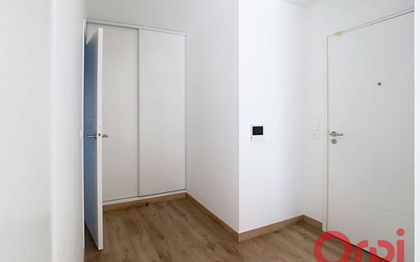 Appartement à louer    3 pièces • 65,80 m2 Clamart