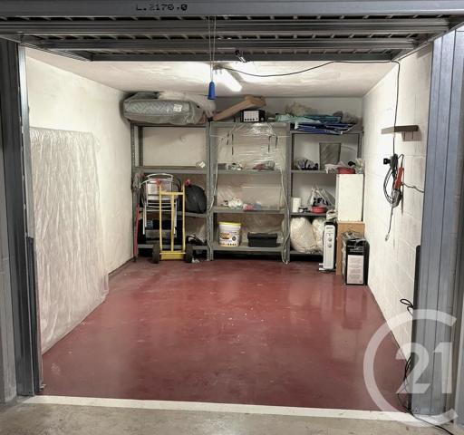 Parking à vendre  14,25 m 2   ROQUEBRUNE CAP MARTIN  - 06