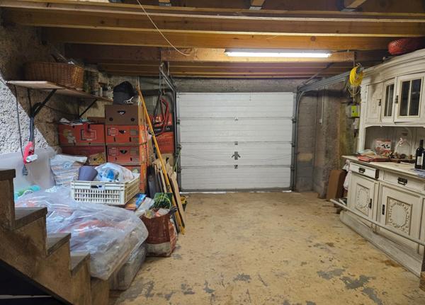 Maison de 3 chambres avec garage et jardin