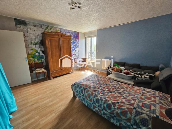 Maison de 3 chambres avec garage et jardin