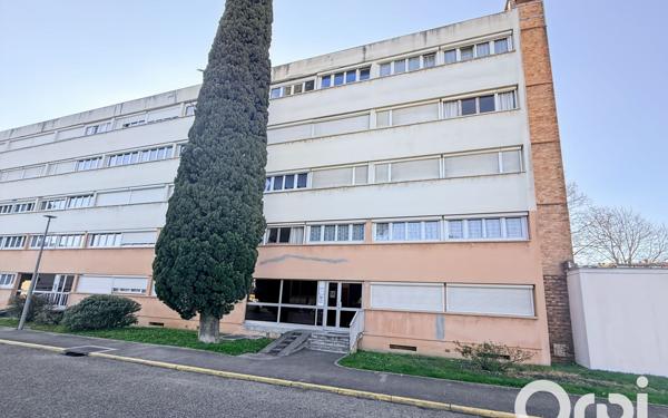 Appartement à louer    3 pièces •  Pierrelatte