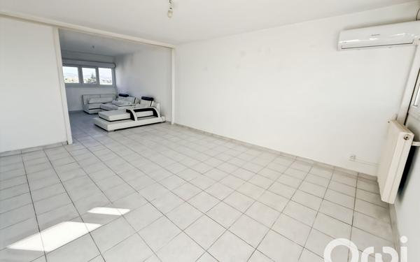 Appartement à louer    3 pièces •  Pierrelatte