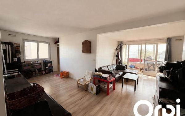 Appartement à louer    3 pièces • 75,50 m2 Montigny-le-Bretonneux