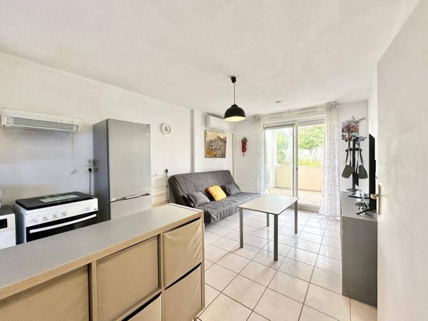 Appartement de type 2 terrasse et parking Marseille Château-Gombert