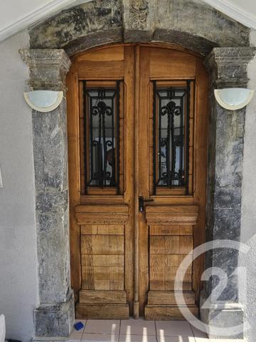 Maison à vendre  4 pièces - 126,06 m 2   HECHES  - 65