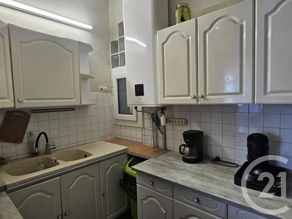 Maison à vendre  4 pièces - 126,06 m 2   HECHES  - 65