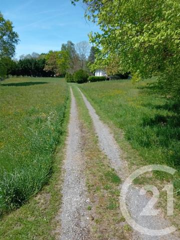 Maison à vendre  4 pièces - 126,06 m 2   HECHES  - 65