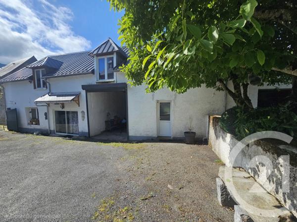 Maison à vendre  4 pièces - 126,06 m 2   HECHES  - 65