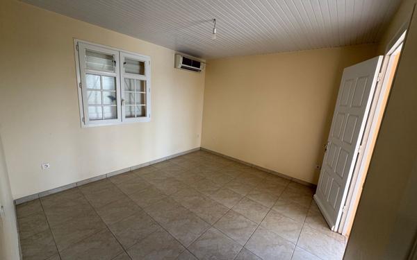 Appartement à louer    4 pièces •  Le Lamentin