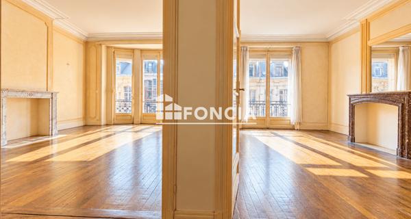 À vendre Appartement 3 pièces 105 m² - Lille 59800