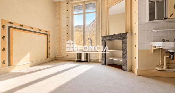À vendre Appartement 3 pièces 105 m² - Lille 59800