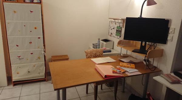 T2 Bon état  Lyon 8eme - parking sécurisé - Balcon