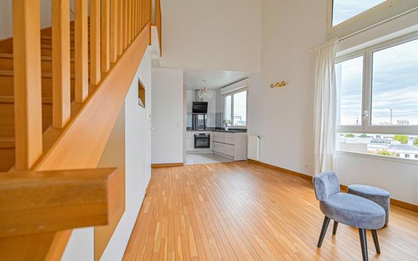 Appartement à louer    4 pièces • 82 m2 Asnières-sur-Seine