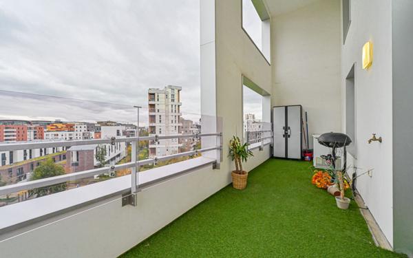 Appartement à louer    4 pièces • 82 m2 Asnières-sur-Seine