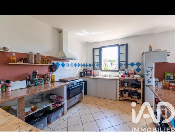 Maison à vendre 5 pièces 118 m² Saint-Hilaire-de-Lusignan