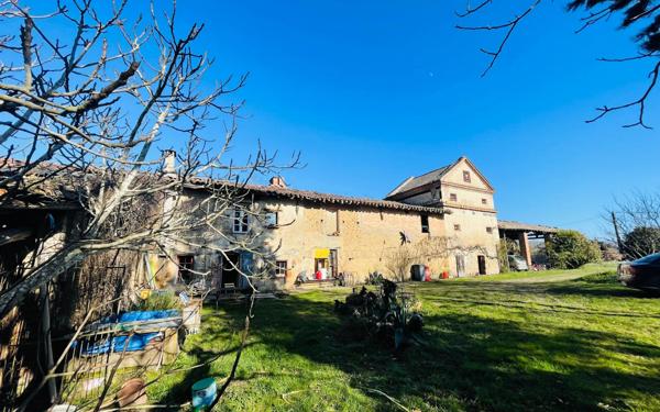 Maison à vendre    4 pièces •  Giroussens