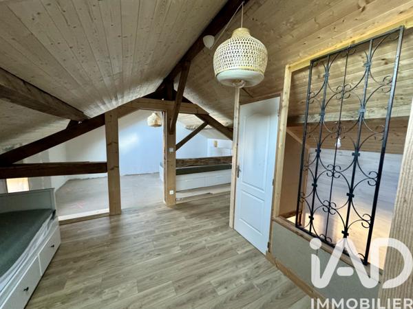 Maison à vendre 5 pièces 140 m² Sainte-Croix-de-Mareuil