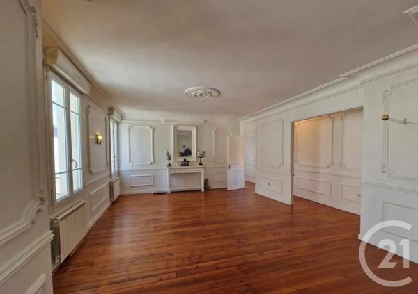 Appartement F6 à vendre  6 pièces - 166,79 m 2   LANNEMEZAN  - 65