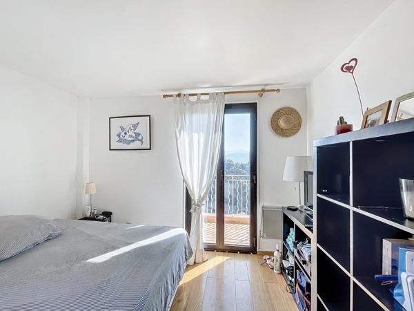 Nice (06000) NICE - JARDIN ESTIENNE D'ORVES - MAISON JUMELEE 5P - VUE MER