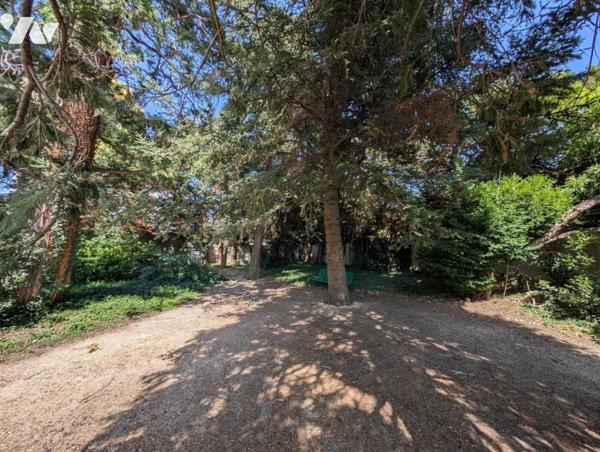 VALENCE - APPARTEMENT T4 , 103 m² + GARAGE + PARKING 
